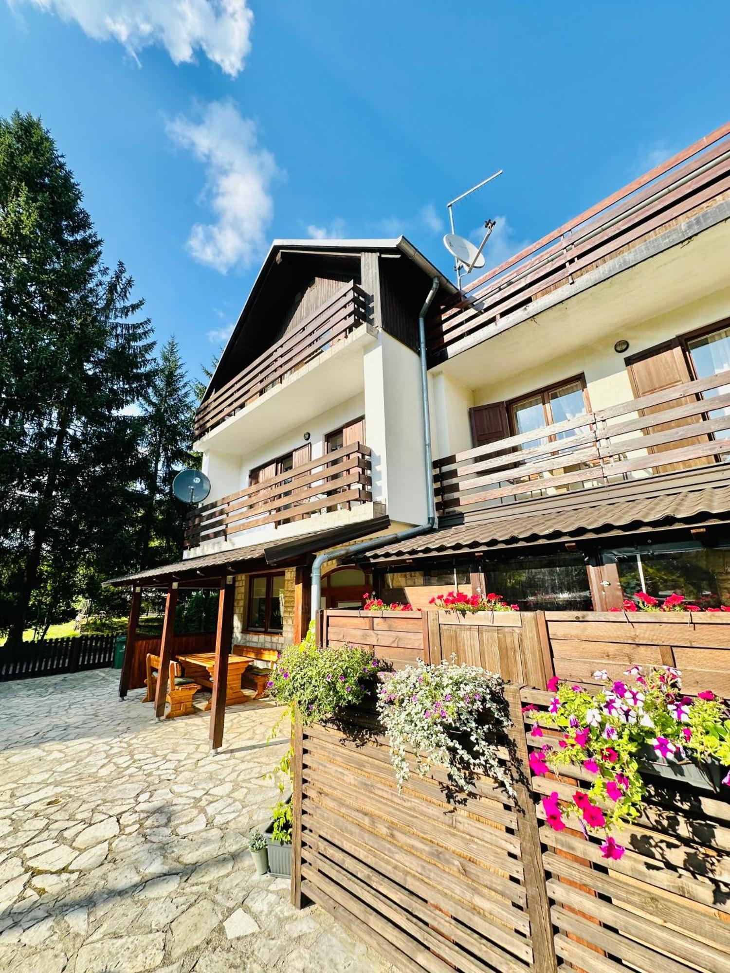 B&B Villa Plitvica Plitvica selo Exteriör bild